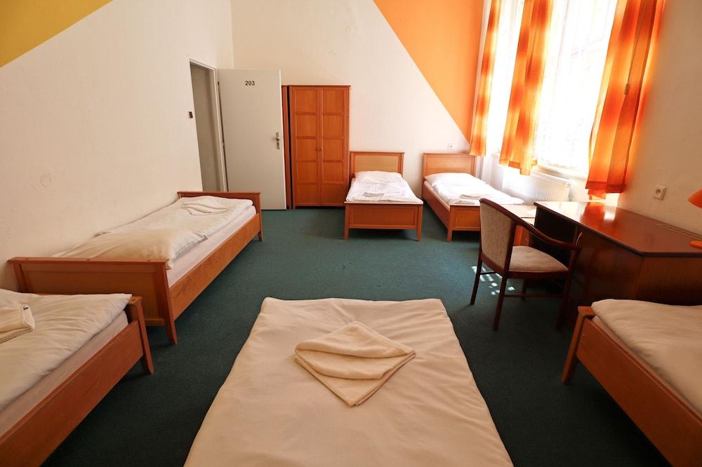 A Plus Hostel - Centrum 布拉格 外观 照片